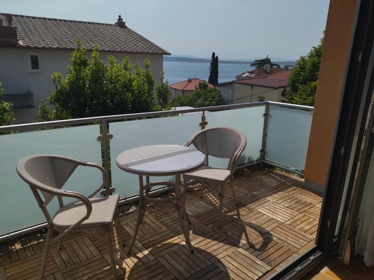 Vila Zdenka Apartmants Crikvenica Exterior photo